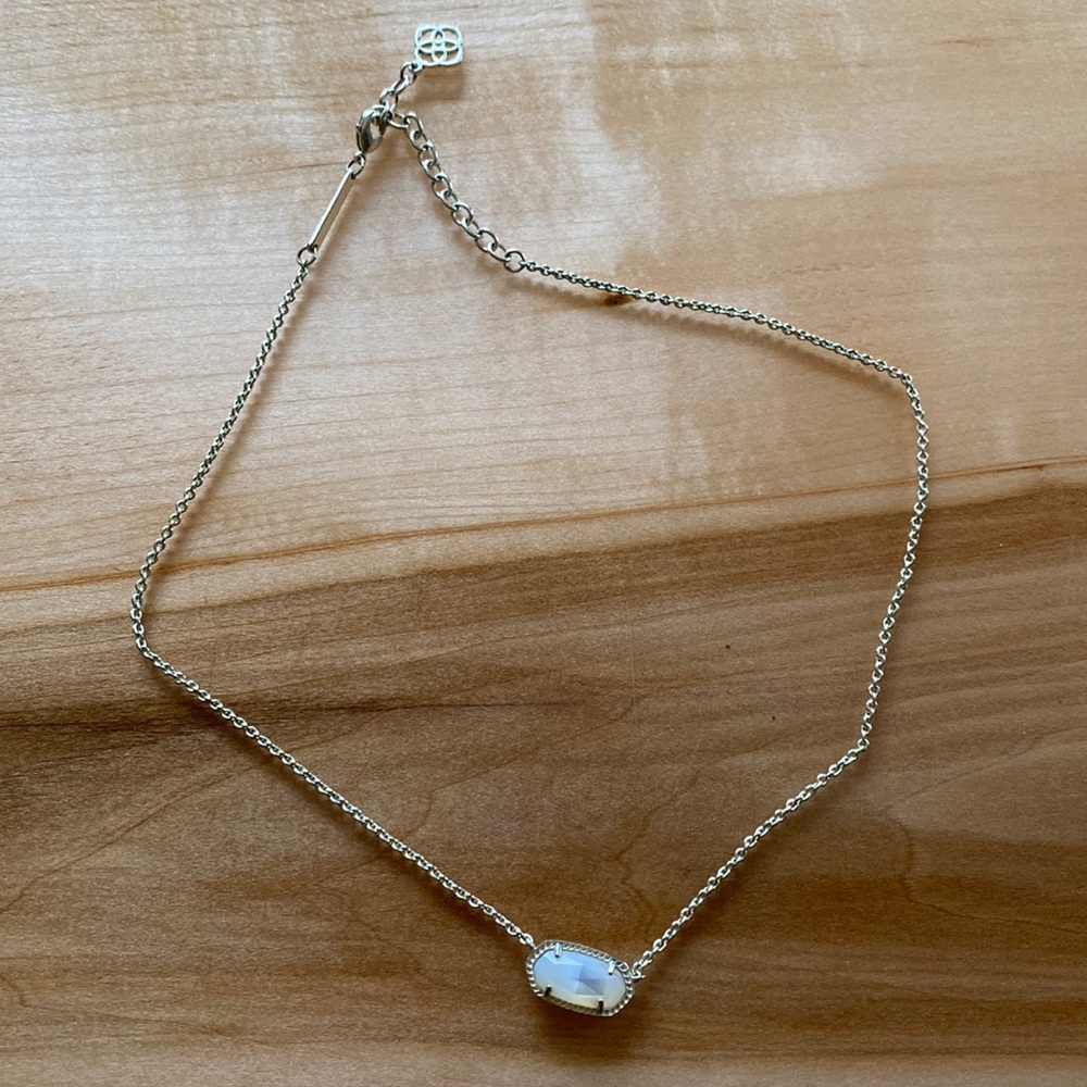 Kendra Scott Elisa Pendant Necklace Gold and Ivory of Pearl
